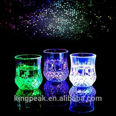 2019 Hot New Funny Bar Glasses/Water Activated Colorful Flashing LED Light Up Shot Glasses /Blinking Beer Wine Whisky Mugs