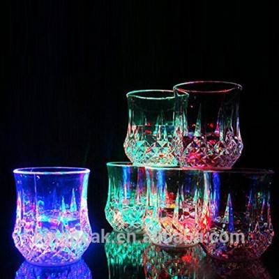 Best Selling Flash Light Up Cups shot glasses/Automatic Water Activated LED Plastic Shot Glasses Blinking Beer Wine Whisky Vodka